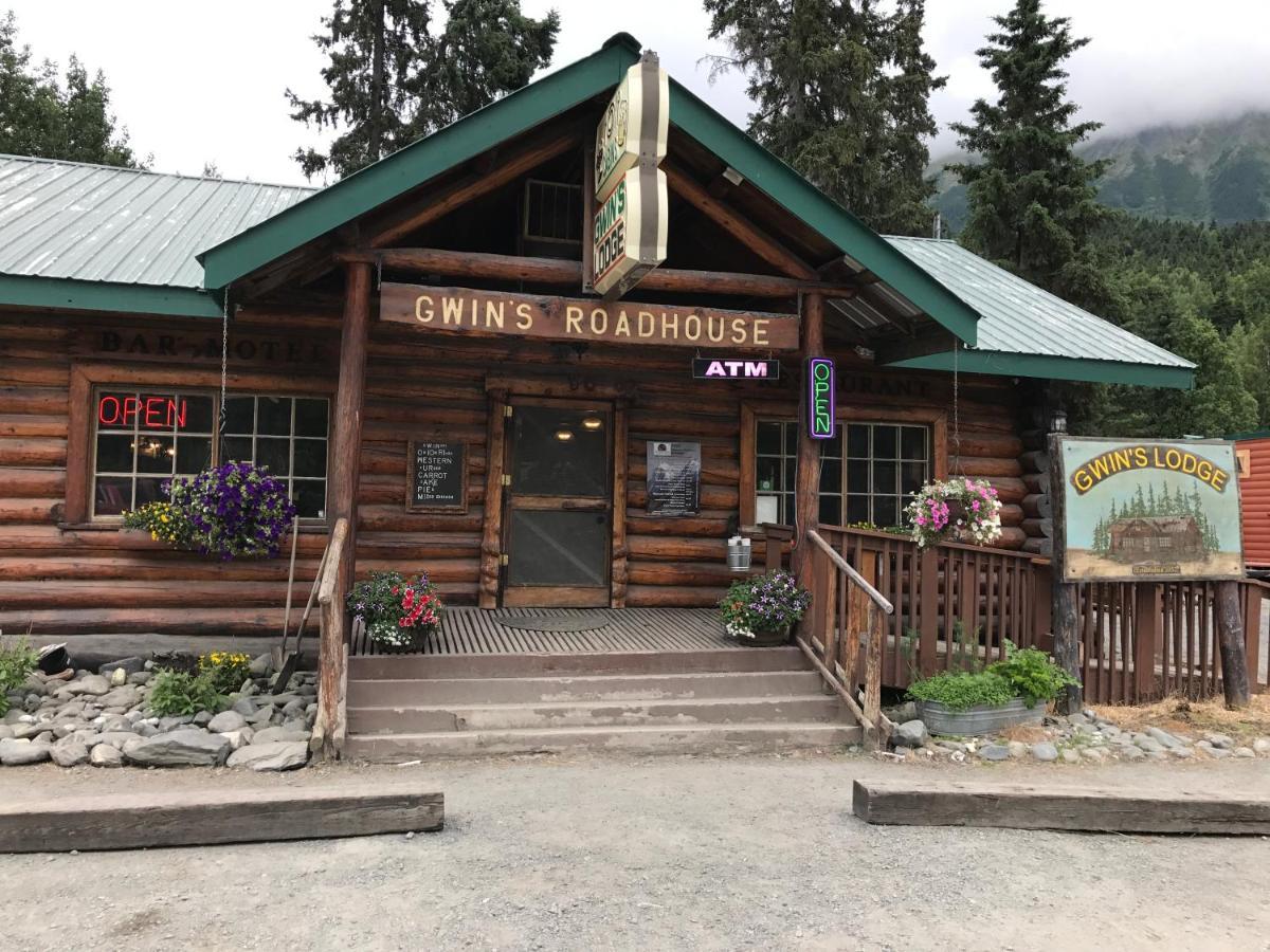 Gwin'S Lodge & Roadhouse Cooper Landing المظهر الخارجي الصورة