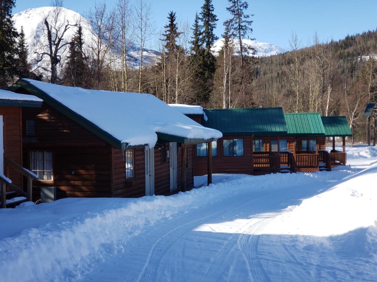 Gwin'S Lodge & Roadhouse Cooper Landing المظهر الخارجي الصورة