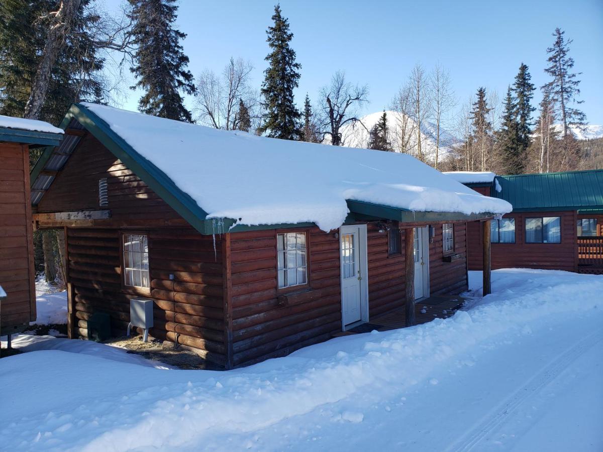 Gwin'S Lodge & Roadhouse Cooper Landing المظهر الخارجي الصورة
